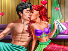 Mermaid Sauna Flirt