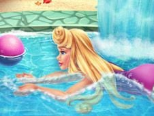 Sleeping Princess Swimming Pool Online